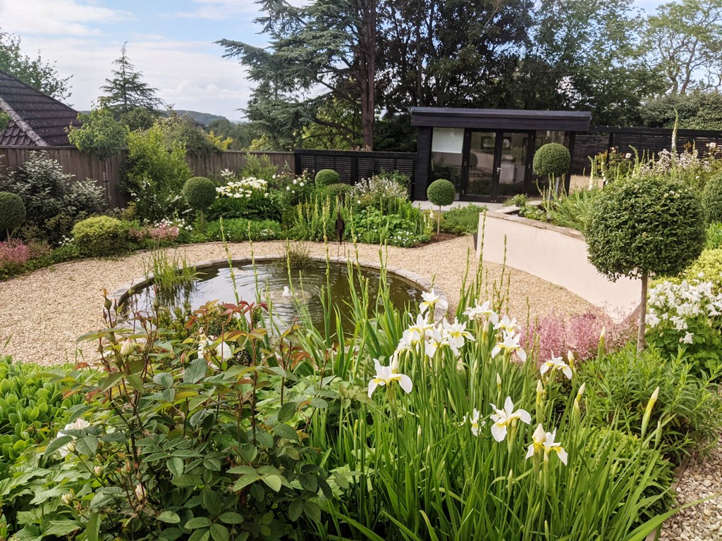 CONTEMPORARY COUNTRY GARDEN, MENDIPS, SOMERSET